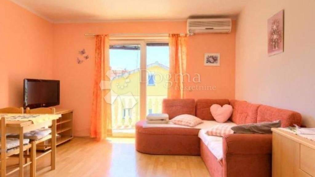 Wohnung zur Miete 700 € 2 Zimmer 45 m² 2. Geschoss Muraj, Kornic, Lakmartin