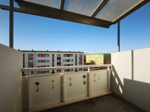 Wohnung zur Miete 444 € 3 Zimmer 59,1 m² 3. Geschoss frei ab 01.03.2026 Pulvermühlenweg 23 Zwenkau 04442