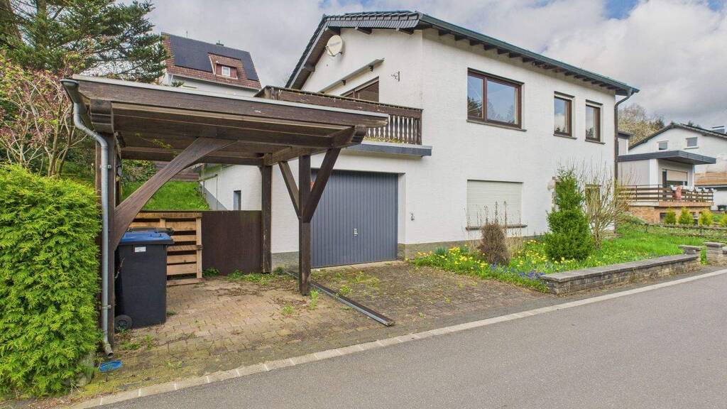 Haus zum Kauf 198.000 € 5 Zimmer 135 m² 536 m² Grundstück Jünkerath 54584