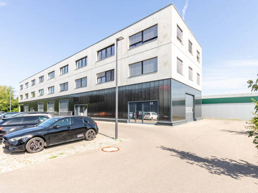 Lagerhalle zur Miete 2.711 € 225,9 m² Lagerfläche Ingolstadt 85051