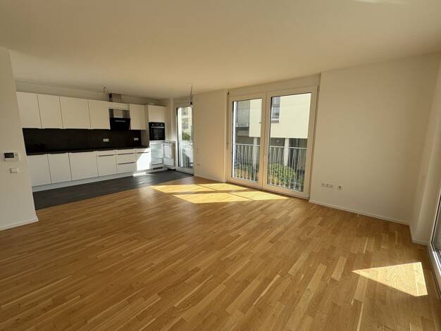 Wohnung zur Miete 1.121 € 2 Zimmer 84 m² 1. Geschoss frei ab sofort Rottenburg Rottenburg am Neckar 72108