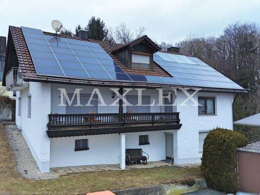 Mehrfamilienhaus zum Kauf 299.000 € 6 Zimmer 192,5 m² 748 m² Grundstück frei ab sofort Eging a.See 94535