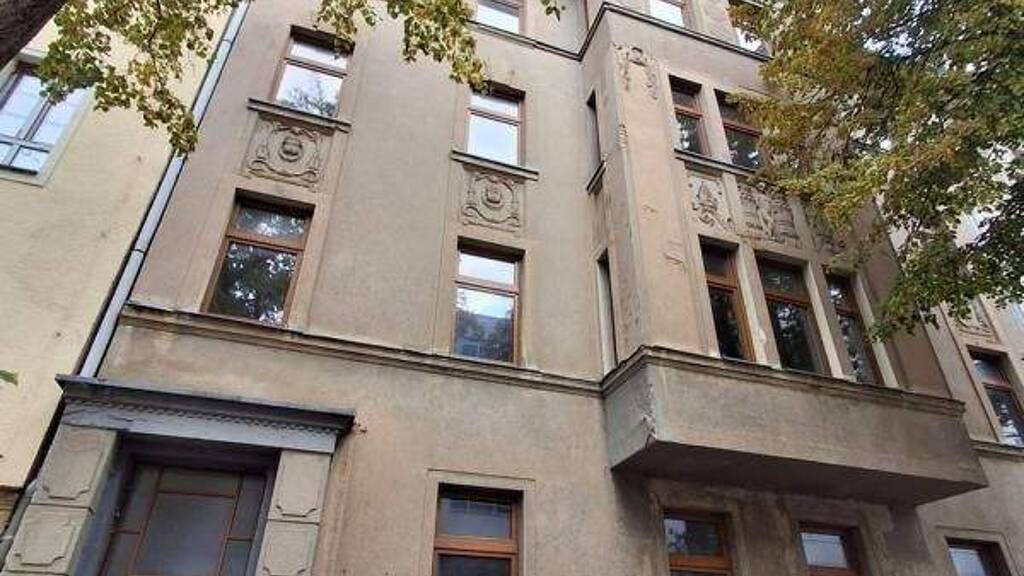 Haus zum Kauf 180.000 € 20 Zimmer 601,5 m² 380 m² Grundstück Stadtmitte Plauen 08523