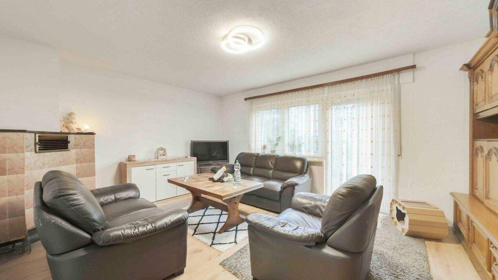 Reihenmittelhaus zum Kauf 299.000 € 4 Zimmer 71 m² 118 m² Grundstück Betzingen Reutlingen 72770