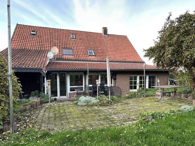 Einfamilienhaus zum Kauf 199.000 € 5 Zimmer 200 m² 1.982 m² Grundstück Alverdissen Barntrup 32683