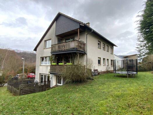 Mehrfamilienhaus zum Kauf 395.000 € 10 Zimmer 242,9 m² 657 m² Grundstück Hemer 58675