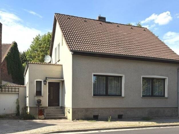 Einfamilienhaus zum Kauf 135.000 € 5 Zimmer 138 m² 560 m² Grundstück frei ab sofort Parchen Genthin 39307