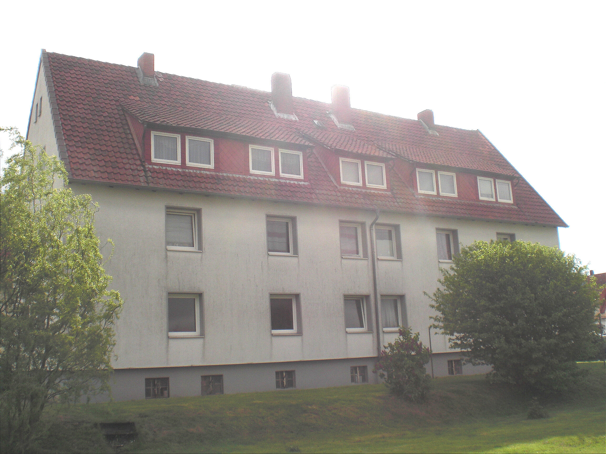 Mehrfamilienhaus zum Kauf 398.000 € 16 Zimmer 420 m²<br/>Wohnfläche 1.540 m²<br/>Grundstück Klein Escherde Nordstemmen 31171