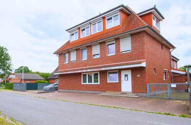 Mehrfamilienhaus zum Kauf als Kapitalanlage geeignet 1.690.000 € 16 Zimmer 412 m² 855 m² Grundstück Siek Siek 22962