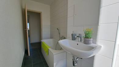 Wohnung zur Miete 390 € 3 Zimmer 60 m² 3. Geschoss frei ab sofort Gartenstr. 12 Jahnsdorf Jahnsdorf/Erzgeb. 09387