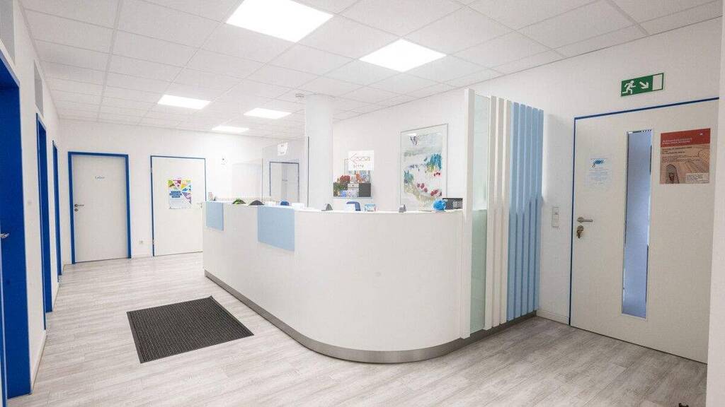 Praxis zum Kauf 299.999 € 11 Zimmer Moers-Mitte Moers 47441