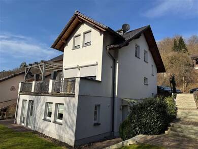 Mehrfamilienhaus zum Kauf 450.000 € 7 Zimmer 195 m² 781 m² Grundstück Bilstein Lennestadt 57368