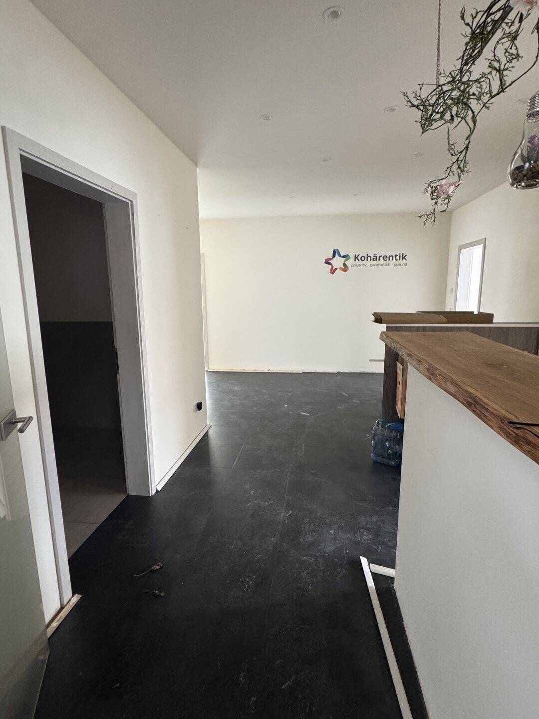 Immobilie in Burglauer - Tolles Wohn- und Geschäftshaus in Burglauer mit Reparaturbedarf - Bild 3