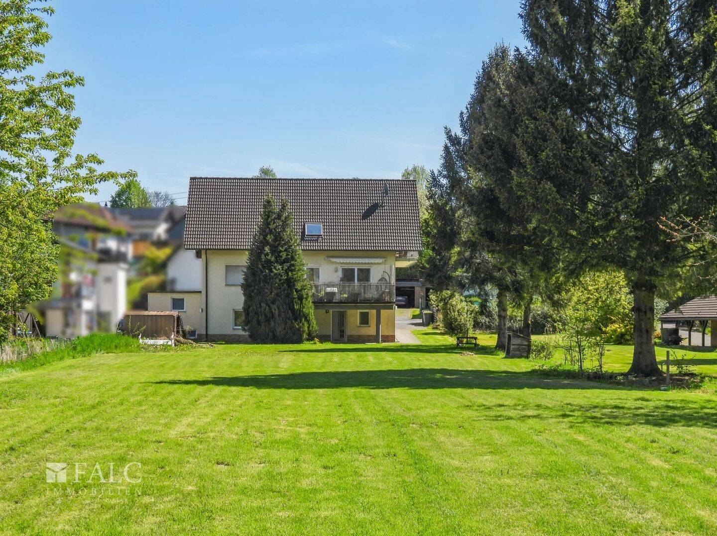 Mehrfamilienhaus zum Kauf - Ansicht 2