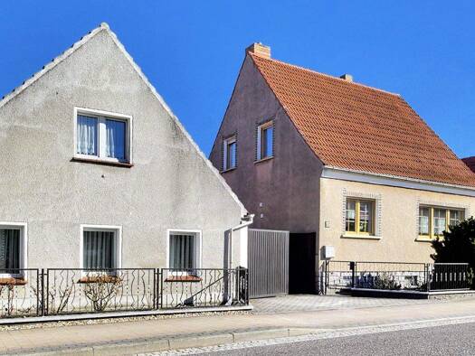 Mehrfamilienhaus zum Kauf provisionsfrei 5 Zimmer 114 m² 2.301 m² Grundstück Burg Spreetal 02979