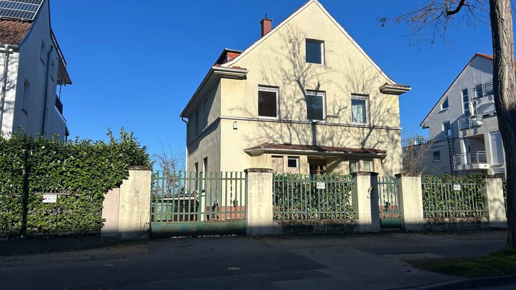 Haus zum Kauf 1.150.000 € 10 Zimmer 228 m² 728 m² Grundstück Hartenberg/Münchfeld Mainz 55122