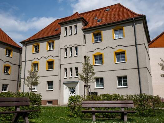 Wohnung zur Miete 269 € 2 Zimmer 54,9 m² 1. Geschoss Hellgraben 21 Aschersleben 06449