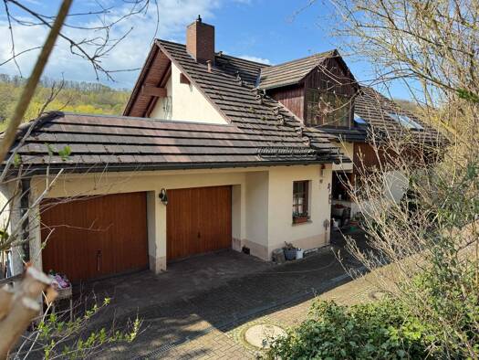 Einfamilienhaus zum Kauf provisionsfrei 585.000 € 6 Zimmer 238 m² 2.490 m² Grundstück Gessentalstraße 97 Pforten Gera 07551
