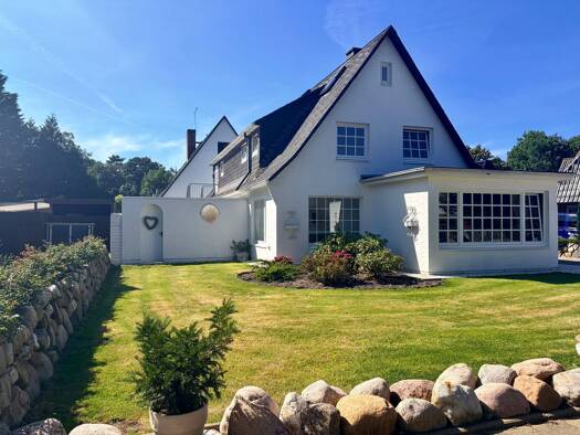 Mehrfamilienhaus zum Kauf 1.350.000 € 14 Zimmer 350 m² 1.299 m² Grundstück Sankt Peter-Ording 25826
