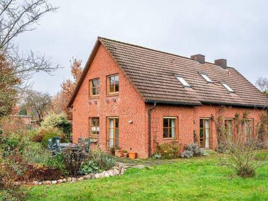 Einfamilienhaus zum Kauf 560.000 € 5 Zimmer 142,6 m² 807 m² Grundstück Hoisdorf 22955