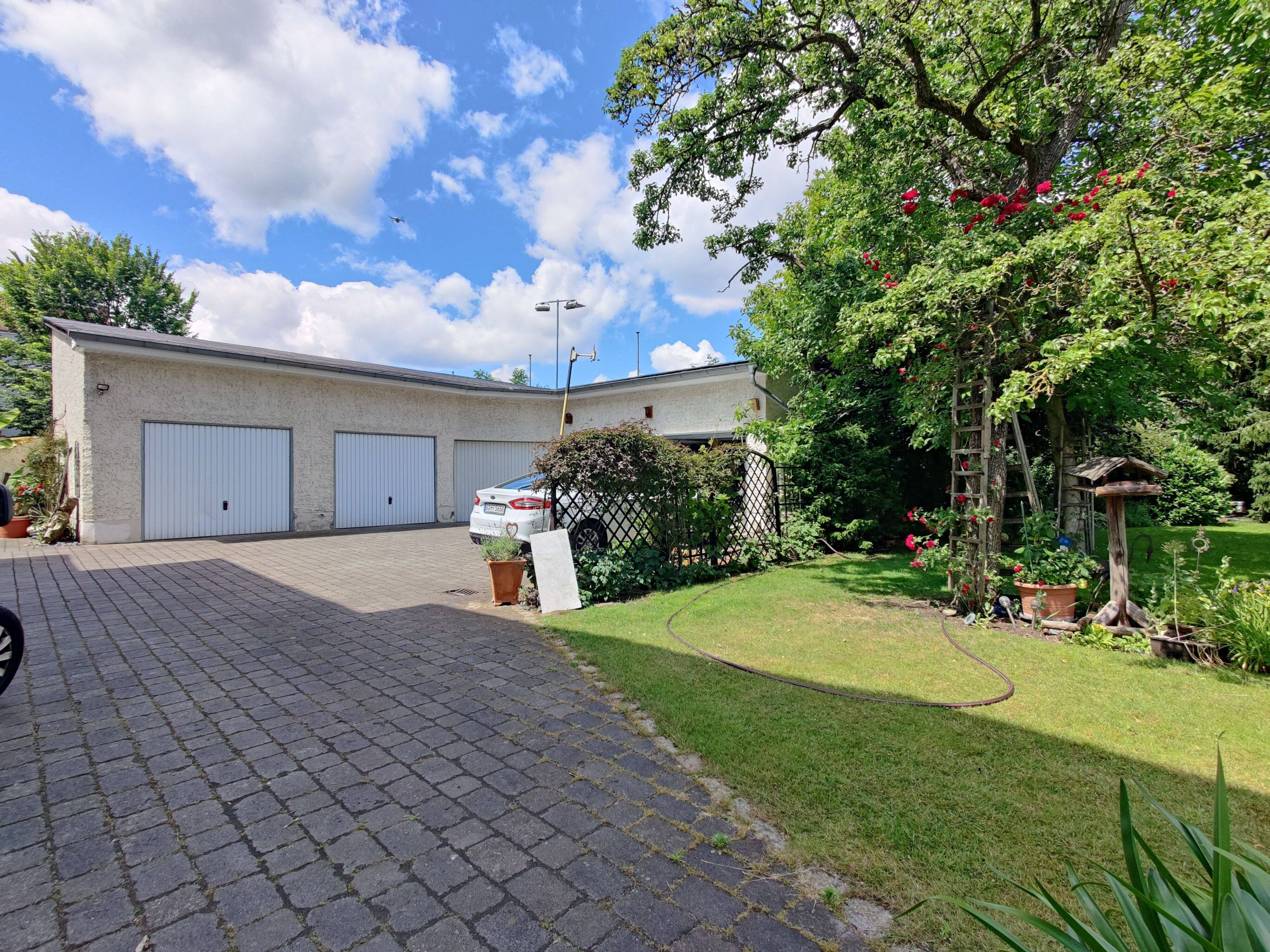 Property thumbnail 11