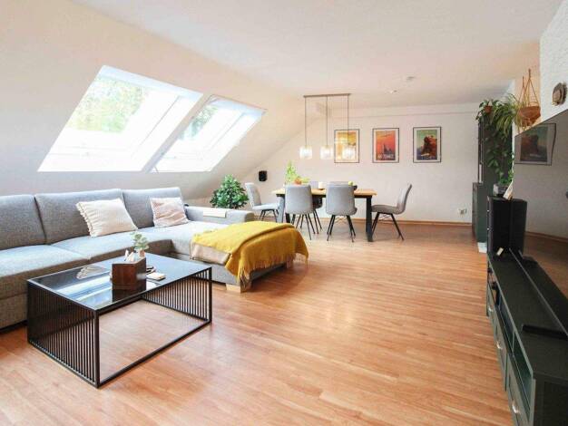 Wohnung zum Kauf 275.000 € 3 Zimmer 105,3 m² 2. Geschoss Schloß Neuhaus Paderborn 33104