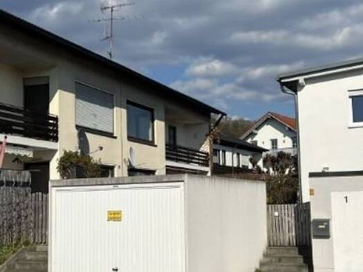 Wohnung zur Miete 850 € 4 Zimmer 105 m² 1. Geschoss Deggendorf 94469