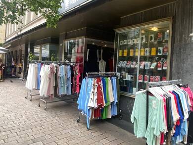 Laden zur Miete 1.950 € 2 Zimmer Fürth 90762