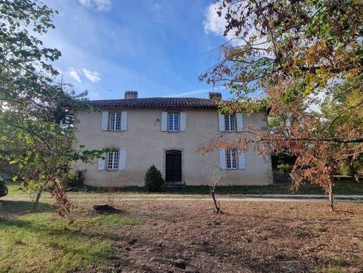 Haus zum Kauf 269.000 € 300 m² 11.630 m² Grundstück L'Isle-en-Dodon 31230