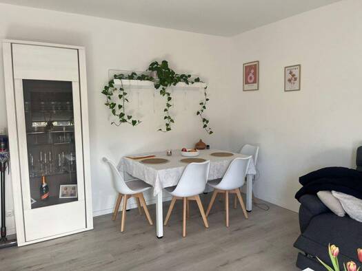 Wohnung zur Miete 825 € 3 Zimmer 66 m² 2. Geschoss frei ab 01.05.2026 Ansbach 91522