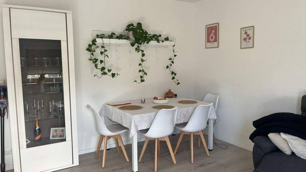 Wohnung zur Miete 825 € 3 Zimmer 66 m² 2. Geschoss frei ab 01.05.2026 Ansbach 91522