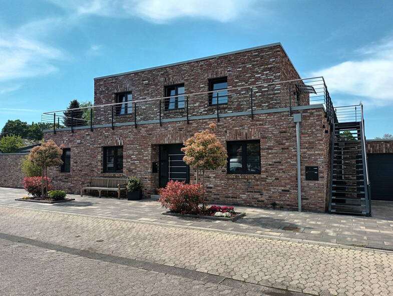 Mehrfamilienhaus zum Kauf provisionsfrei 1.580.000 € 8 Zimmer 260 m² 695 m² Grundstück Inrath/Kliedbruch Krefeld 47803