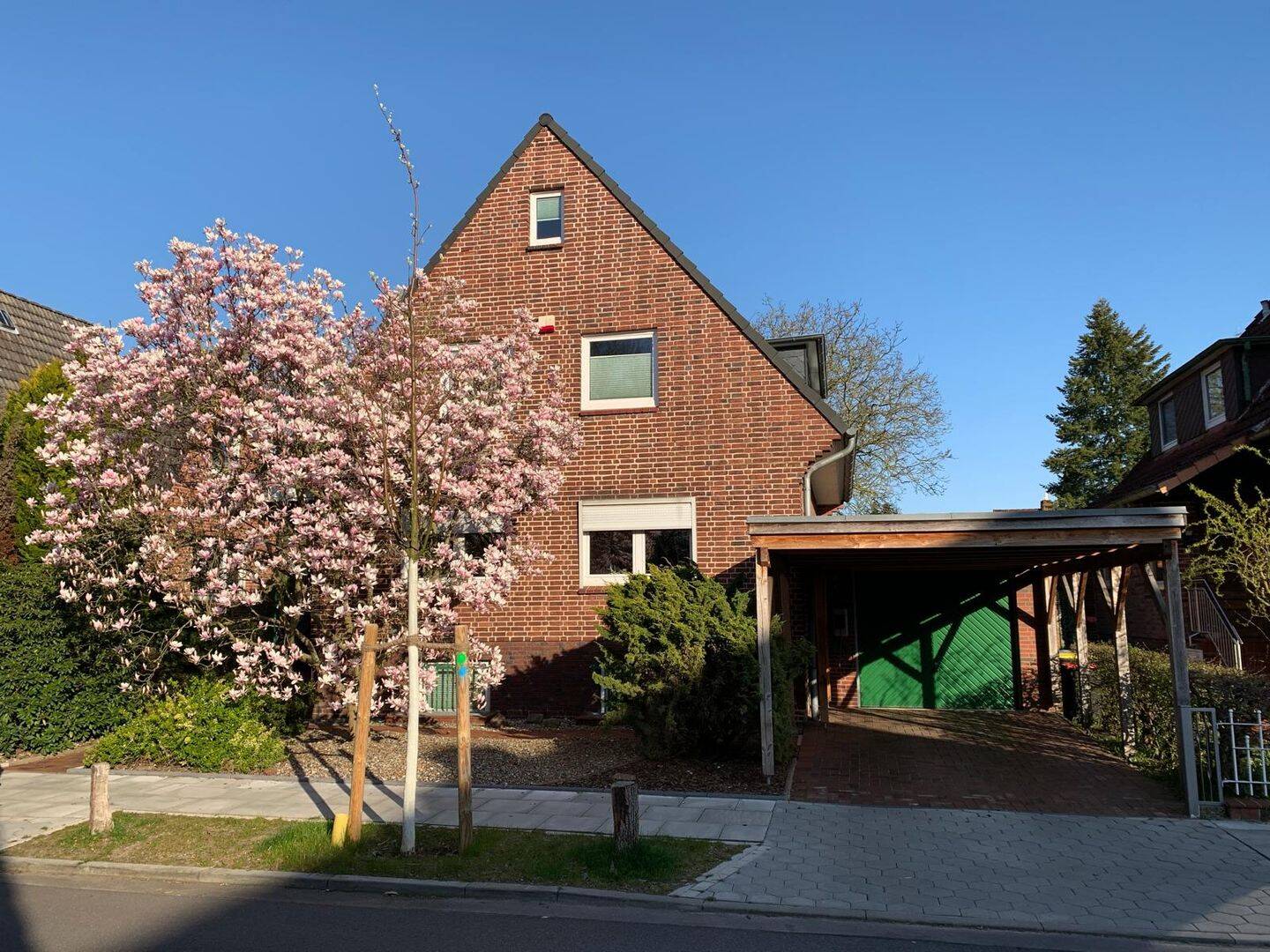 Haus zum Kauf - Ansicht 2