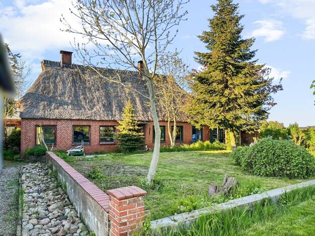 Mehrfamilienhaus zum Kauf 130.000 € 8 Zimmer 130,6 m² 871 m² Grundstück Scheggerott 24392