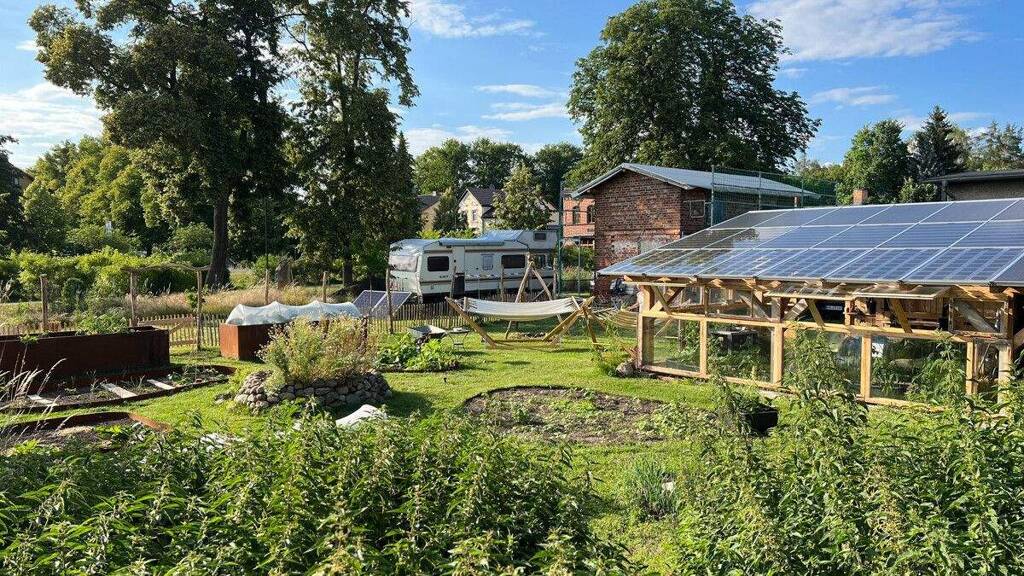 Bungalow zum Kauf 268.000 € 3 Zimmer 54 m² 1.646 m² Grundstück Biesenthal 16359