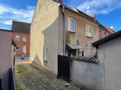 Stadthaus zum Kauf 99.500 € 4 Zimmer 95 m² 101 m² Grundstück frei ab 01.08.2025 Crivitz Crivitz 19089