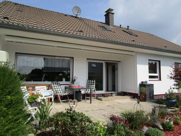 Einfamilienhaus zum Kauf 269.000 € 6 Zimmer 130 m² 643 m² Grundstück Winterscheid Ruppichteroth 53809