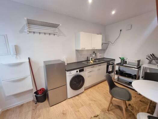 Maisonette zur Miete 700 € 2 Zimmer 65 m² Geschoss EG/1 frei ab 01.09.2025 Leipzig 04299