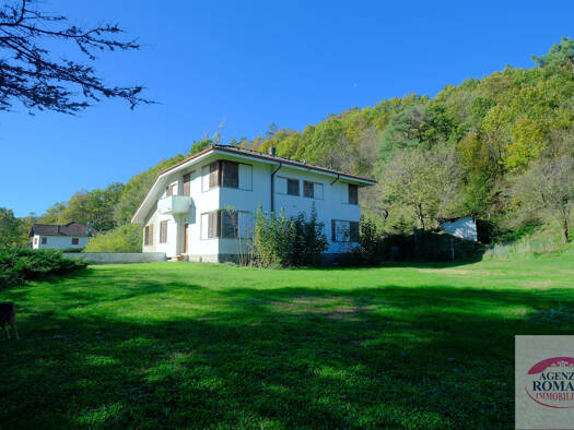 Mehrfamilienhaus zum Kauf 390.000 € 18 Zimmer 600 m² 17.000 m² Grundstück Rossiglione 16010
