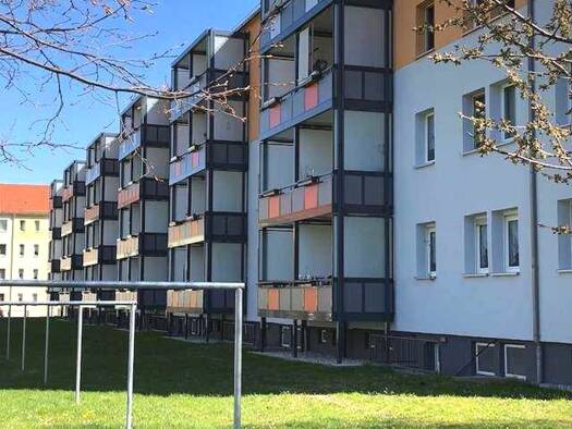 Wohnung zur Miete 700 € 5 Zimmer 109 m² frei ab sofort Thomas-Müntzer-Str. 11 Borna 04552
