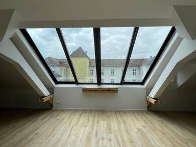 Wohnung zum Kauf provisionsfrei 597.000 € 4 Zimmer 341 m² Dachgeschoss, 2. Geschoss frei ab sofort Donaueschingen Donaueschingen 78166