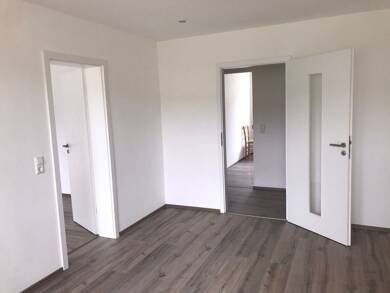 Wohnung zur Miete 295 € 2 Zimmer 47 m² 1. Geschoss Schwarzwinkel Schönheide 08304