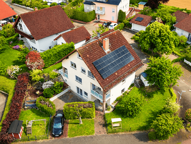 Haus zum Kauf 659.000 € 10 Zimmer 318,1 m² 692 m² Grundstück Oberkleen Langgöns 35428
