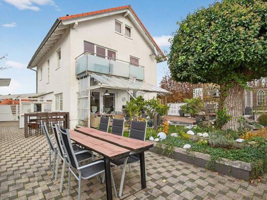 Haus zum Kauf 649.000 € 5,5 Zimmer 141 m² 630 m² Grundstück Rotensol Bad Herrenalb 76332