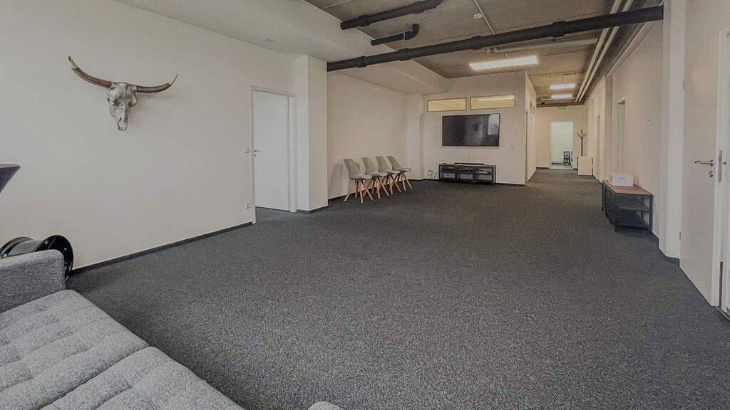 Bürofläche zur Miete provisionsfrei 230 m² Bürofläche Porschestrasse 2 Oeffingen Fellbach 70736