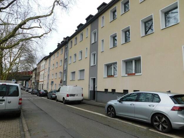 Wohnung zur Miete 593 € 2 Zimmer 67,3 m² 1. Geschoss frei ab 23.08.2025 Weiglestr. 49/51 Südviertel Essen 45128