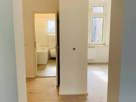 Wohnung zur Miete 690 € 2,5 Zimmer 60 m² Geschoss 1/3 frei ab sofort Hörder Neumarkt 8 Hörde Hörde 44263