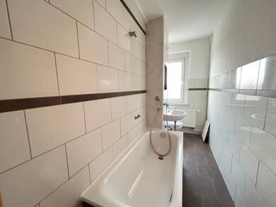 Wohnung zur Miete 455 € 3 Zimmer 79,9 m² 5. Geschoss Hanseatenstr. 4 Senftenberg Senftenberg 01968