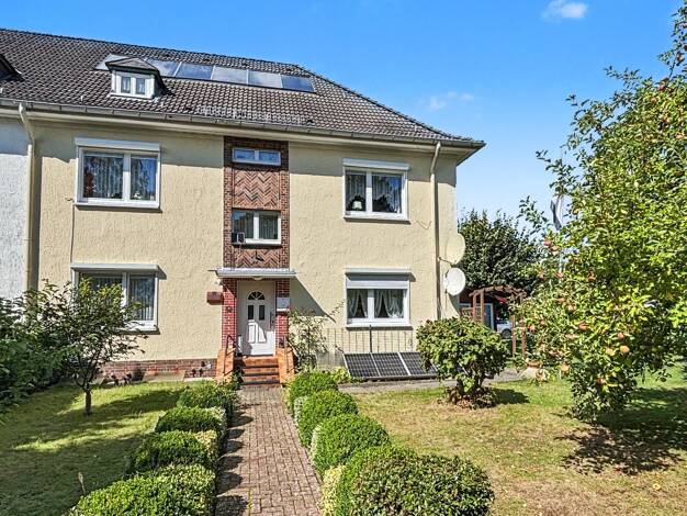 Reihenendhaus zum Kauf 390.000 € 9 Zimmer 250 m² 1.279 m² Grundstück Munster Munster 29633
