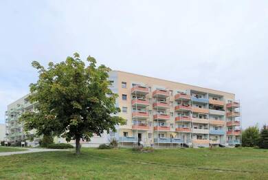Wohnung zur Miete 417 € 3 Zimmer 69,6 m² 5. Geschoss frei ab sofort Goethestraße 12 Kirchberg Kirchberg 08107